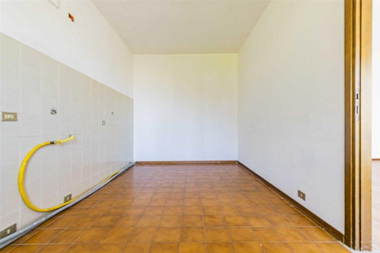 Valbrembila trilocale con box Val Brembilla -