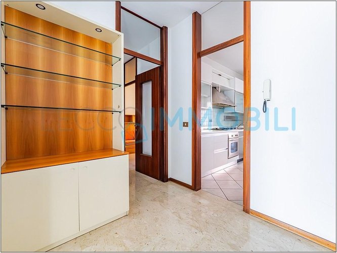 LA CASA CHE INVITA A RESTARE Lecco