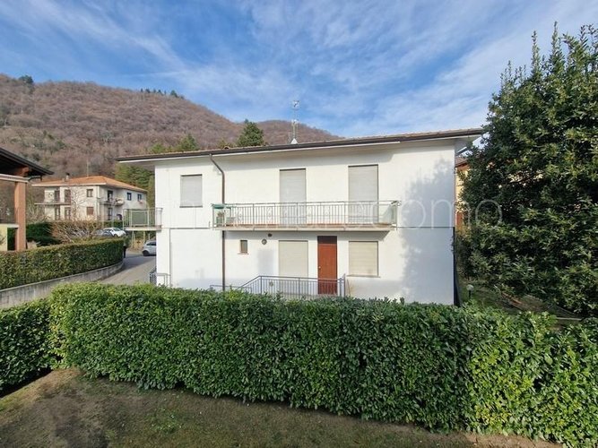 Casa Indipendente 6 locali - Rif. 116657