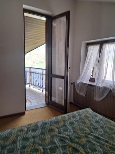 Serina, grazioso trilocale con cantina e box Serina
