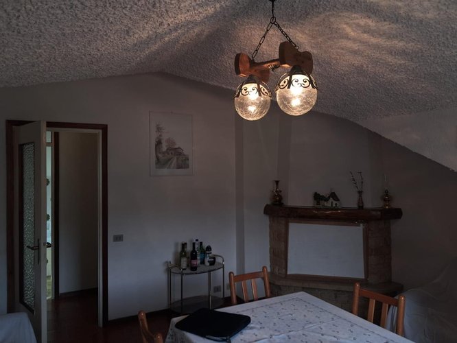 Serina, grazioso trilocale con cantina e box Serina