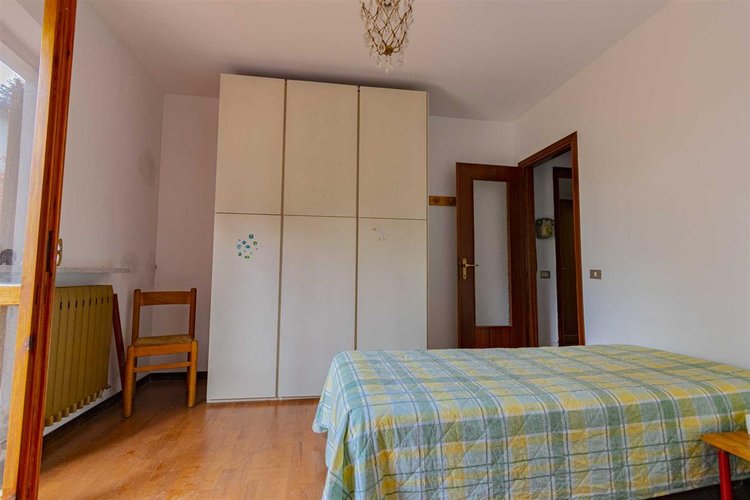 Serina Bagnella, in ottimo stato, bilocale balconato con box Serina
