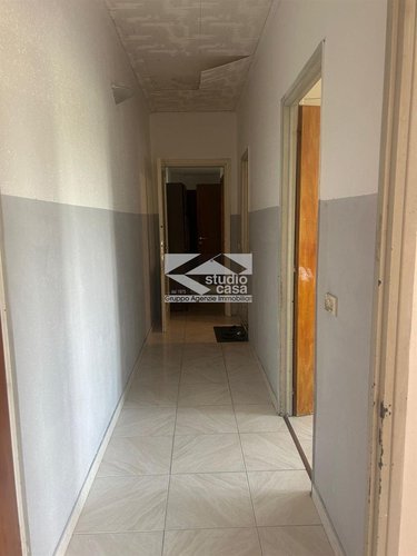 Servito da ascensore Verdellino