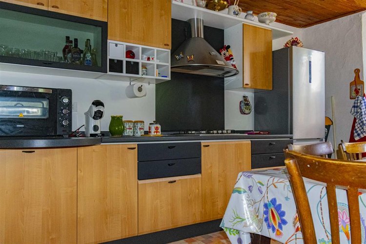 Serina, porzione di casa parzialmente ristrutturata Serina