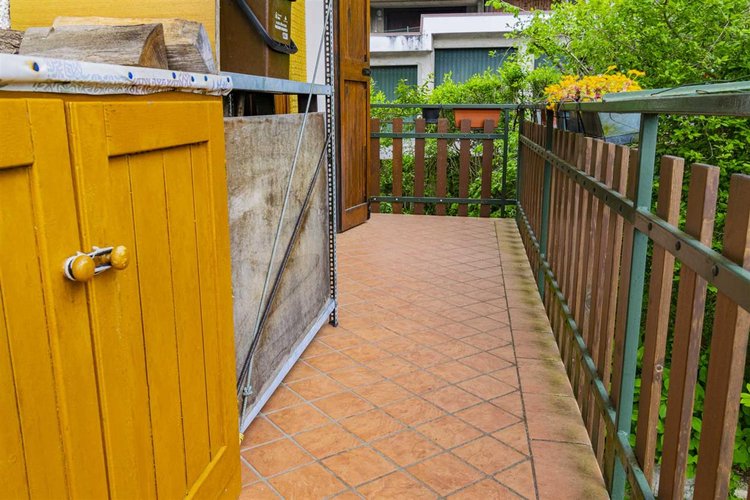 Serina, grazioso bilocale con cantina e posto auto Serina