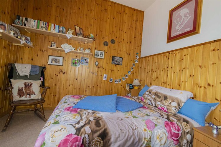 Serina Bagnella, introvabile villa singola con giardino privato, cantina e ampio box auto Serina