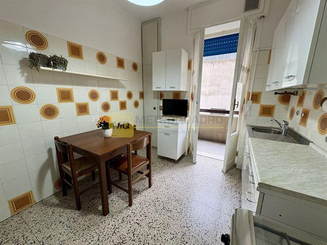 Stanza 3 locali - Rif. StanzePerazzo2 Lecco