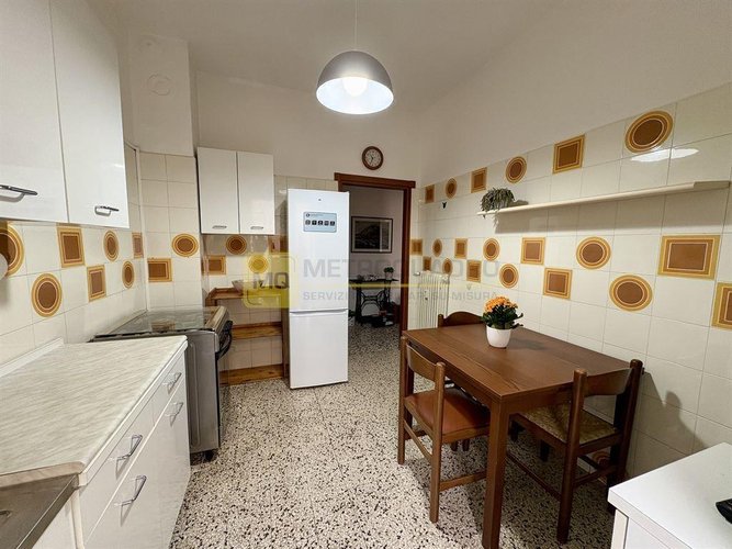 Stanza 3 locali - Rif. StanzePerazzo2 Lecco