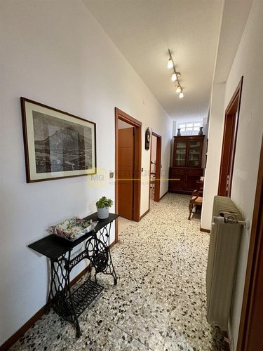 Stanza 3 locali - Rif. StanzePerazzo2 Lecco