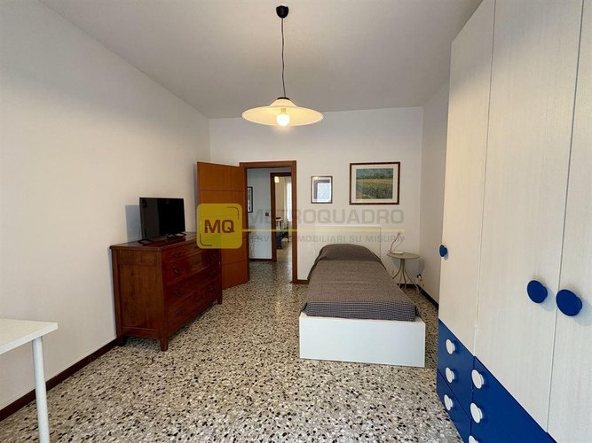 Stanza 3 locali - Rif. StanzePerazzo2 Lecco
