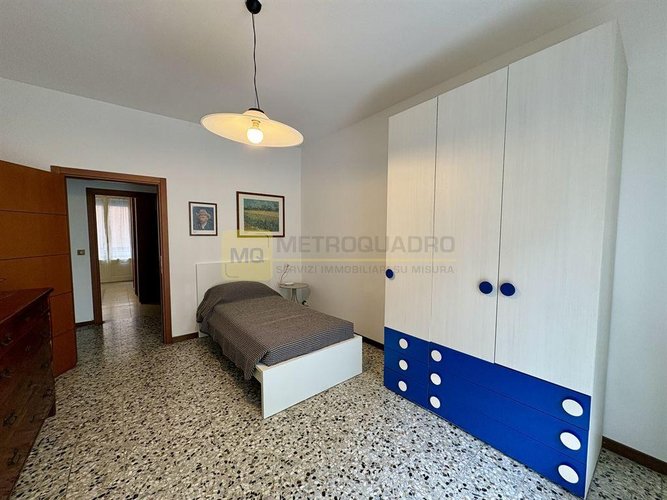 Stanza 3 locali - Rif. StanzePerazzo2 Lecco