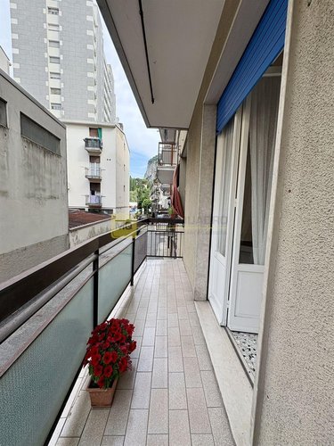 Stanza 3 locali - Rif. StanzePerazzo2 Lecco