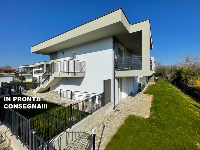 Quadrilocale con giardino, doppi servizi e box doppio Capriate San Gervasio