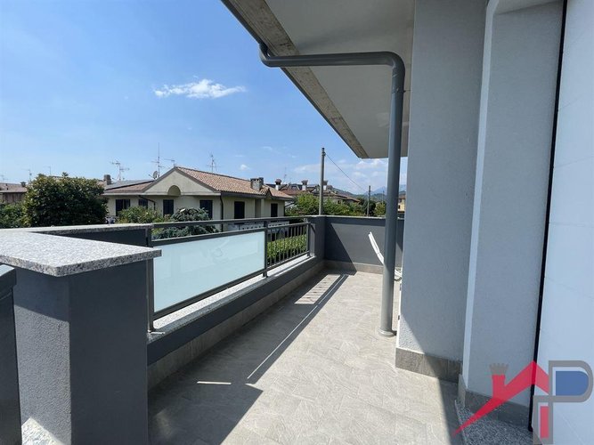 Stupendo Trilocale di nuova costruzione con Balconi e Giardino privato a Terno d' Isola Terno d'Isola
