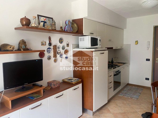 SUPER SOLEGGIATA E VISTA SPAZZIALE!!! Carona