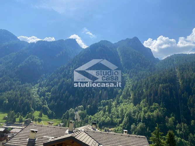 SUPER SOLEGGIATA E VISTA SPAZZIALE!!! Carona