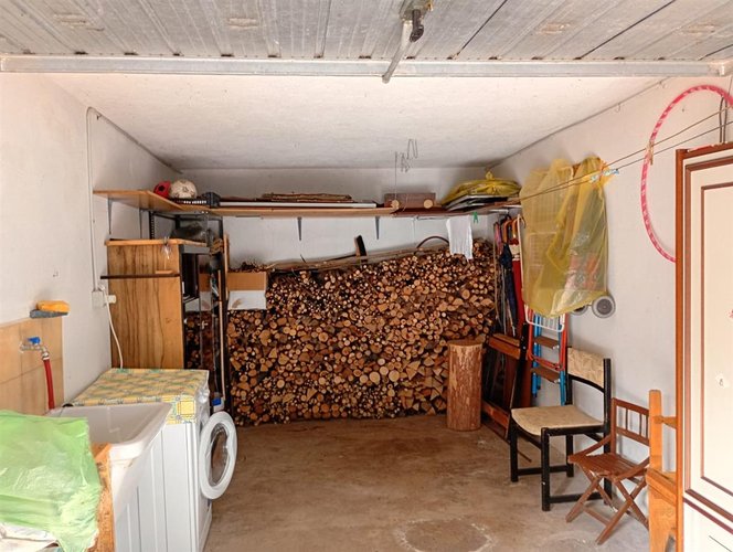 Serina, ottimo bilocale con cantina e box auto Serina