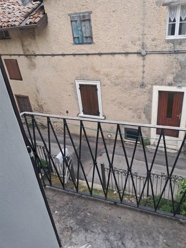 Oltre il Colle, panoramica porzione di casa in ottimo stato Oltre il Colle