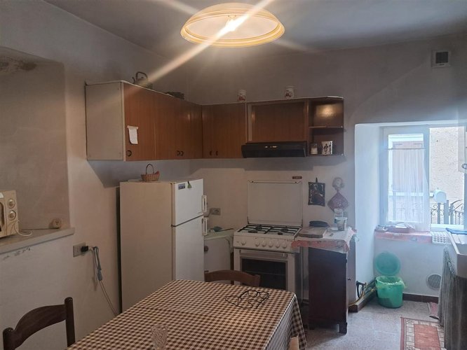 Oltre il Colle, panoramica porzione di casa in ottimo stato Oltre il Colle