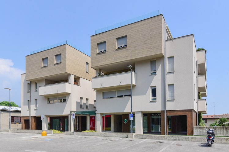(21.25) Attico NUDA PROPRIETA' - Erba, Via Ferraris