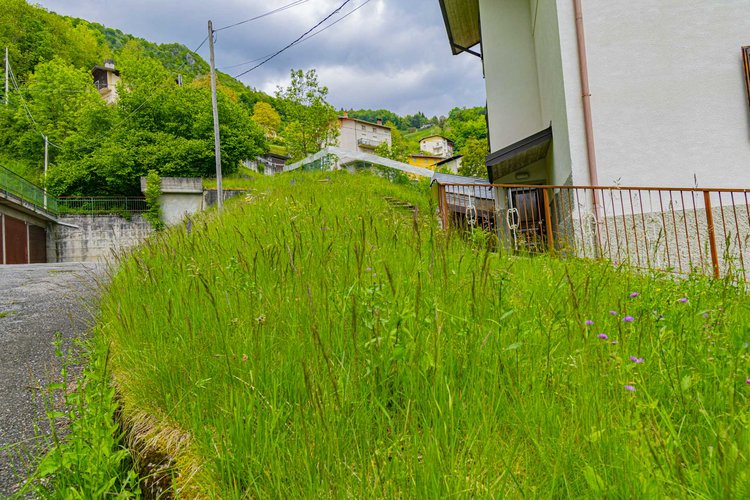 Oltre il Colle Zorzone, porzione di casa con terreno e box auto Oltre il Colle