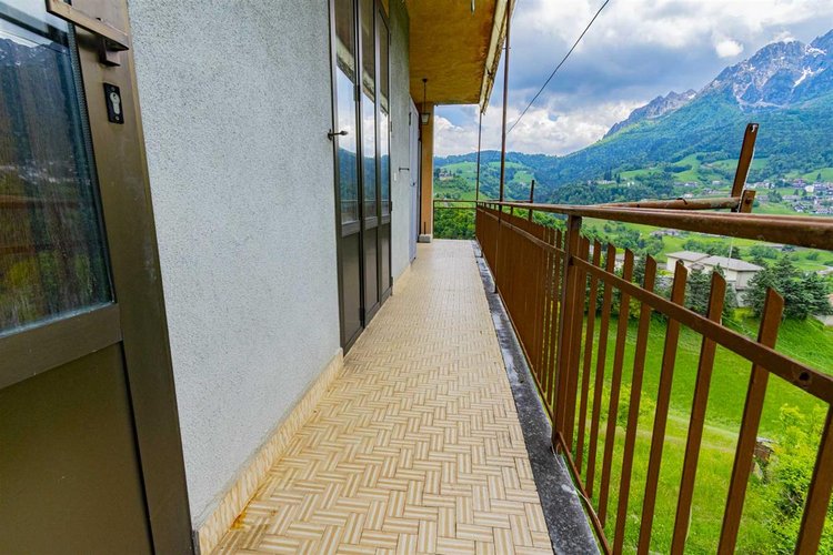 Oltre il Colle Zorzone, porzione di casa con terreno e box auto Oltre il Colle