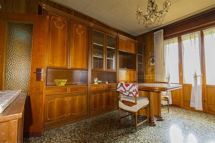 Oltre il Colle Zorzone, porzione di casa con terreno e box auto Oltre il Colle