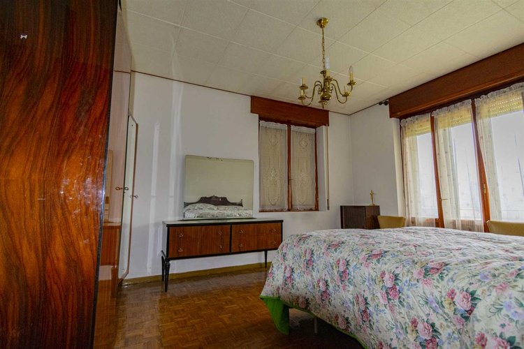 Oltre il Colle Zorzone, porzione di casa con terreno e box auto Oltre il Colle
