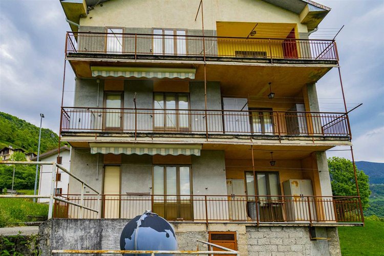 Oltre il Colle, imperdibile quadrilocale in casa d'epoca
