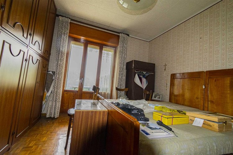 Oltre il Colle, immerso nel verde, quadrilocale con cantina e box auto Oltre il Colle