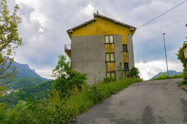 Oltre il Colle, imperdibile quadrilocale in casa d'epoca Oltre il Colle