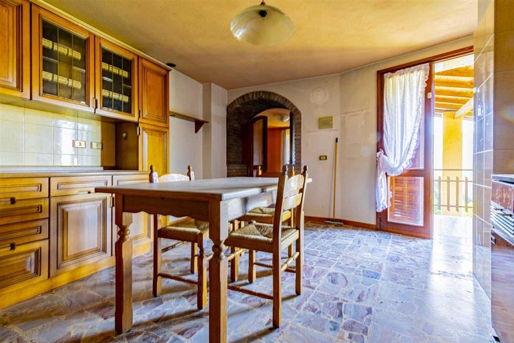 Corna Imagna in posizione fantastica indipendente porzione di casa su tre piani Corna Imagna
