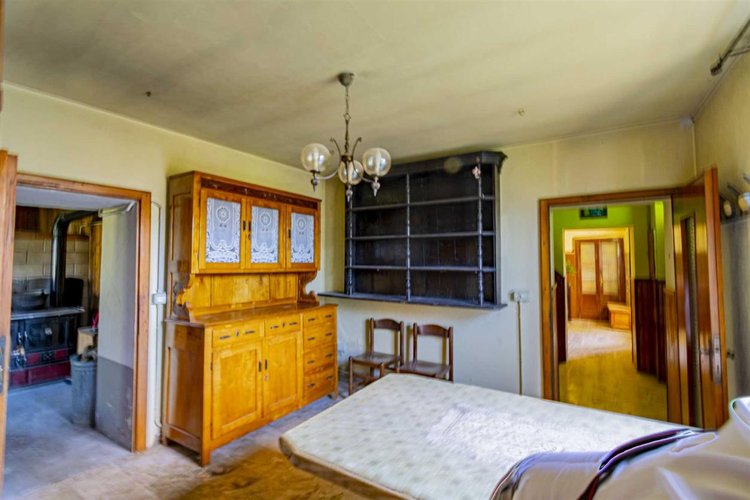 Corna Imagna in posizione fantastica indipendente porzione di casa su tre piani Corna Imagna