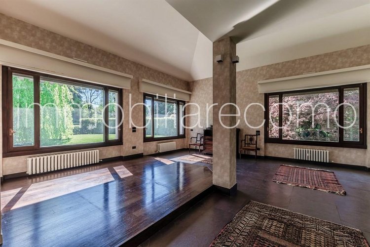 VILLA - CASCINA PELADA