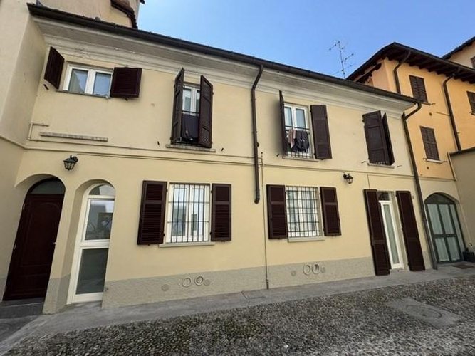 DELIZIOSO BILOCALE - ADIACENZE STAZIONE COMO BORGHI Como