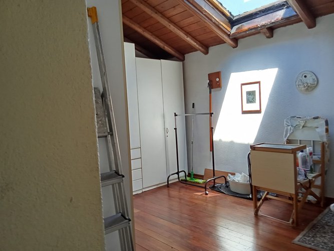 CASA SEMINDIPENDENTE Montorfano