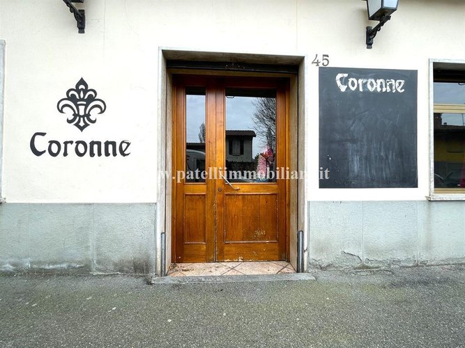 BERGAMO - LONGUELO VENDESI NEGOZIO - RISTORANTE CON CANNA FUMARIA