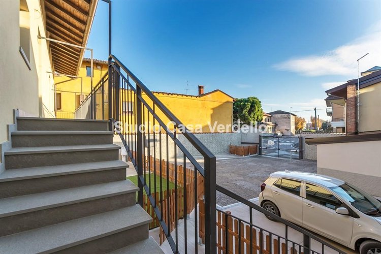 LA TUA CASA INDIPENDENTE… MA CON LA COMODITÀ DI UN APPARTAMENTO! Ciserano