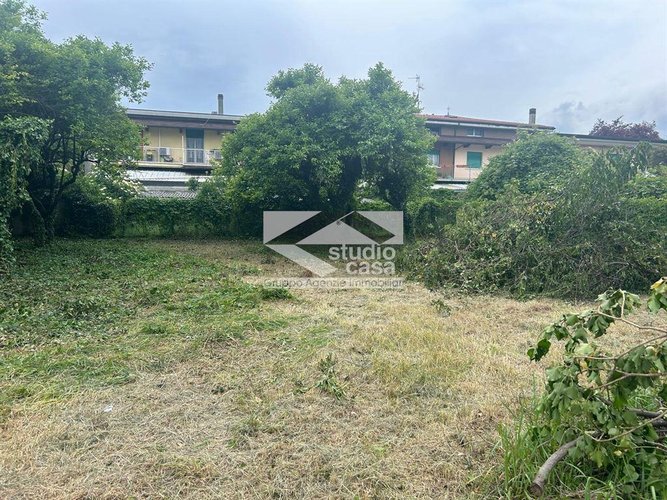VERDELLO – TERRENO EDIFICABILE IDEALE PER PALAZZINA DI 4 APPARTAMENTI Verdello