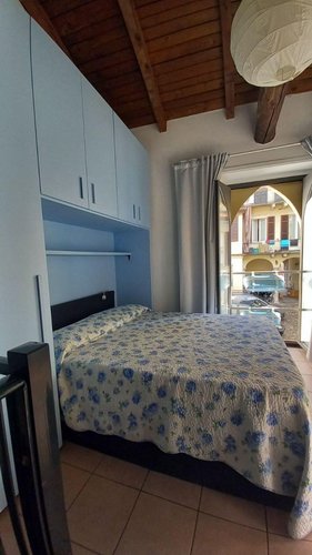 BILOCALE ARREDATO - ZONA BORGHI Como