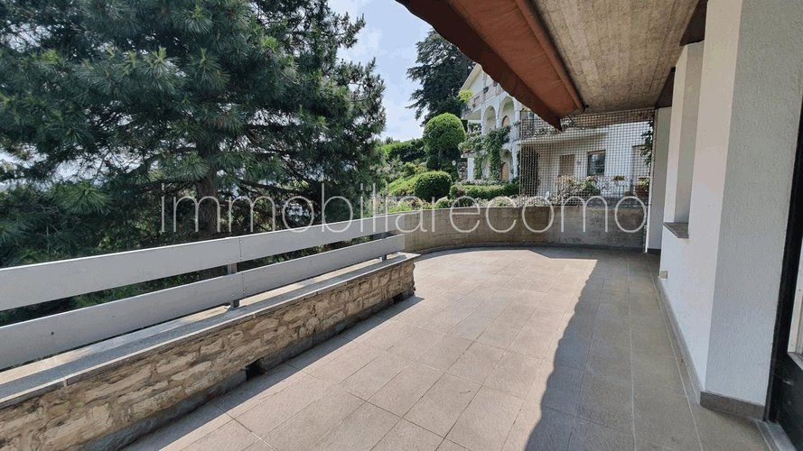 COMO TOWN - BREATHTAKING LAKE VIEW Como
