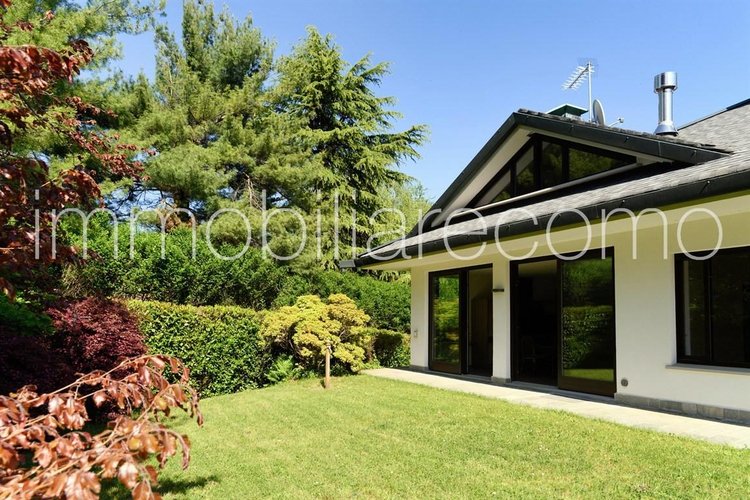 VILLA CASCINA PELADA Capiago Intimiano