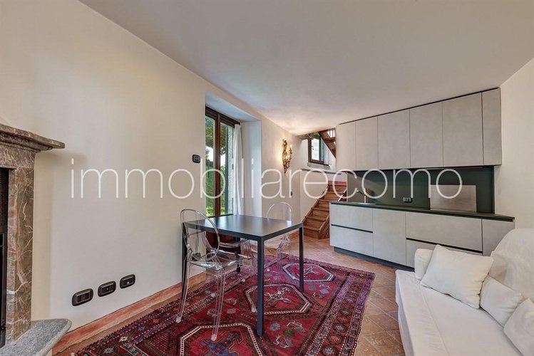 BLEVIO - LAKE FRONT SEMI DETACHED HOUSE Blevio