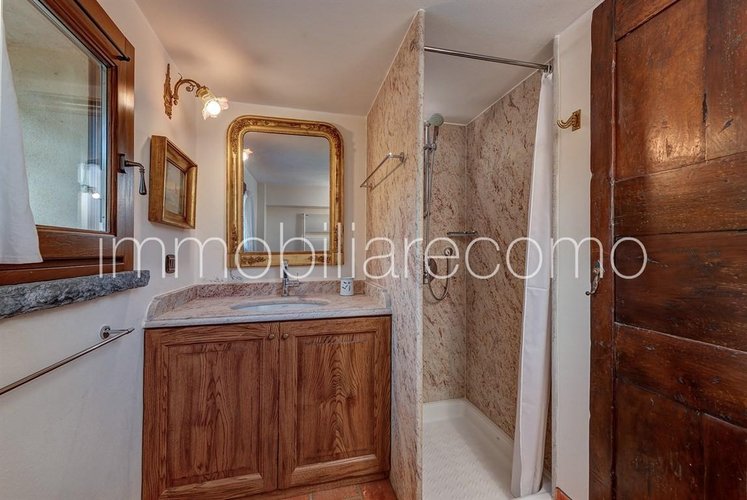 BLEVIO - LAKE FRONT SEMI DETACHED HOUSE Blevio