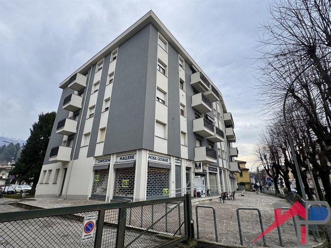 Ampio trilocale in centro Cisano Bergamasco Cisano Bergamasco