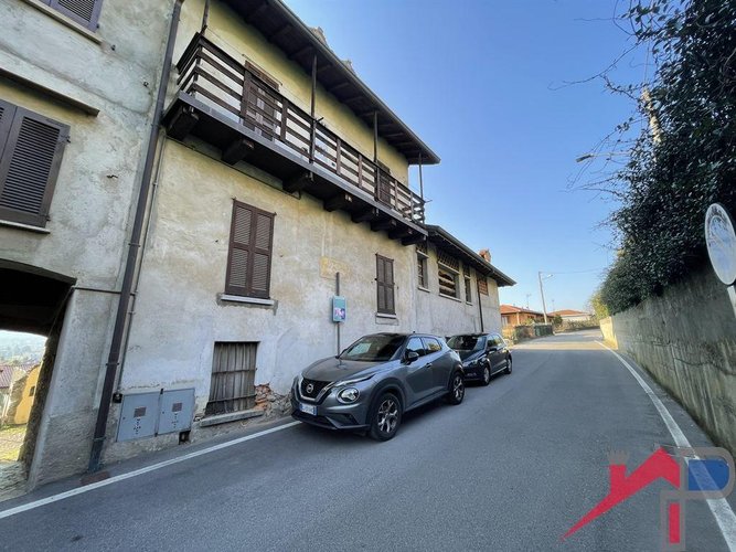 BRIVIO- Terratetto al rustico Brivio