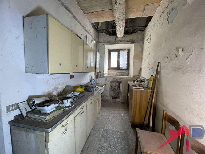 BRIVIO- Terratetto al rustico Brivio
