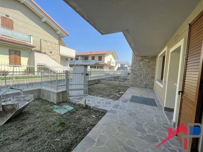 Quadrilocale di Nuova Costruzione con Giardino Privato–Bonate Sopra Bonate Sopra