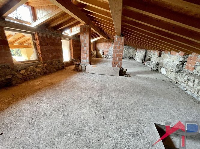 Caprino B.sco - Ampio appartamento al rustico Caprino Bergamasco