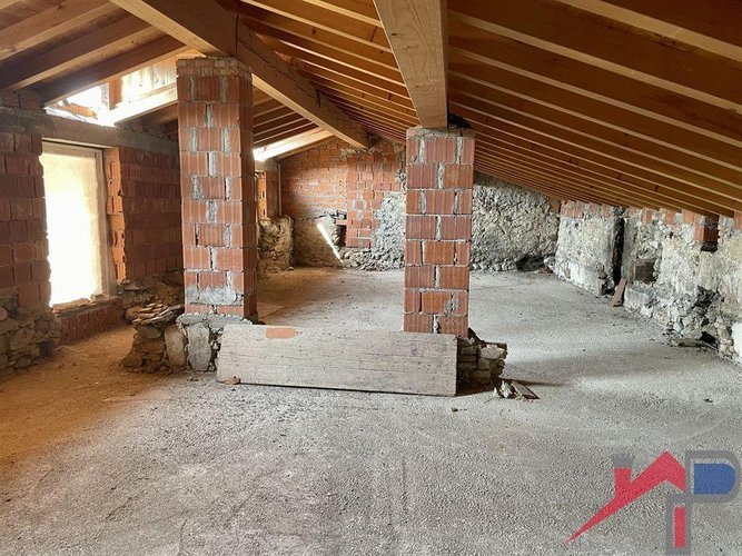 Caprino B.sco - Ampio appartamento al rustico Caprino Bergamasco